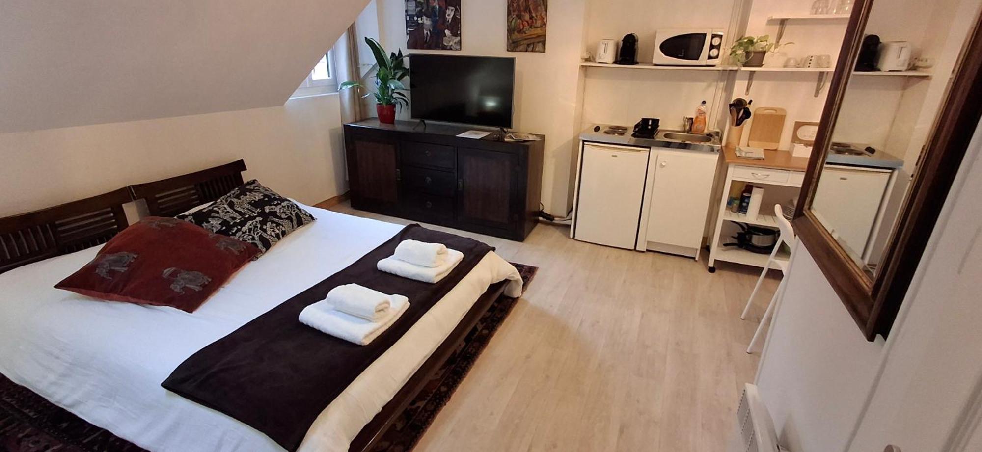 Appartement Chez Eric 7 Tours Exteriör bild