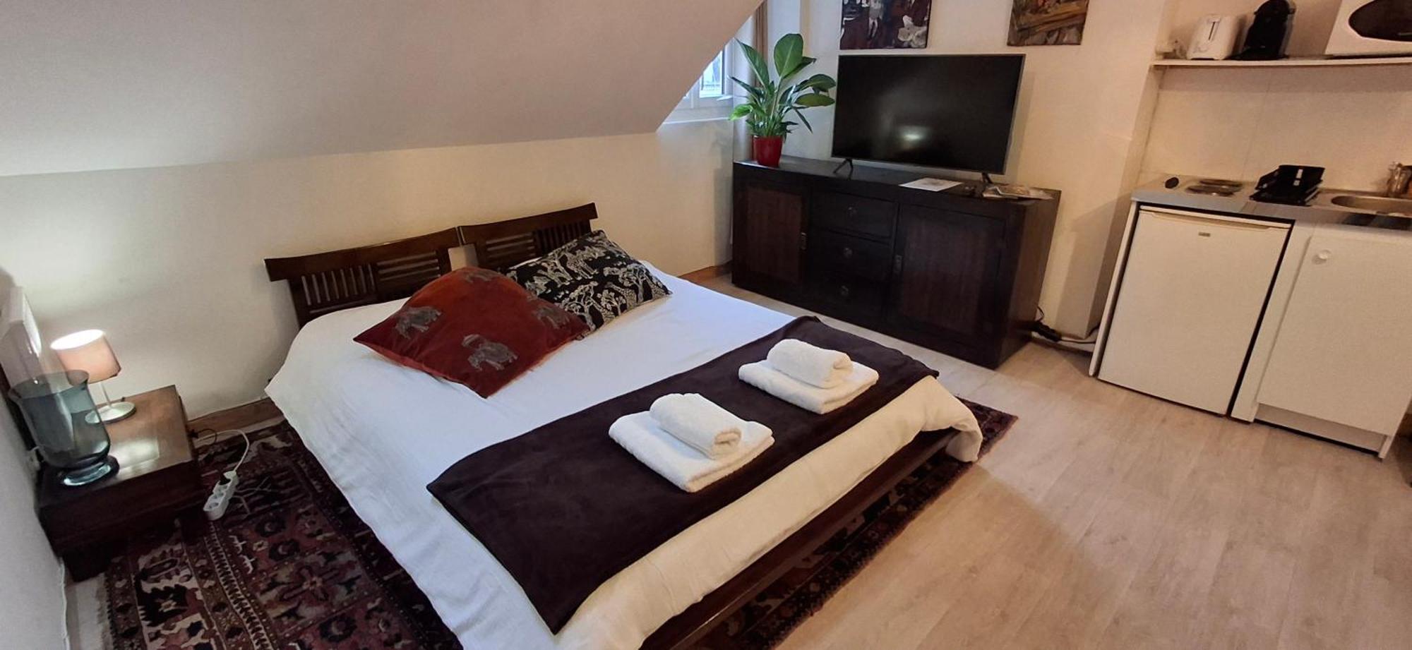 Appartement Chez Eric 7 Tours Exteriör bild